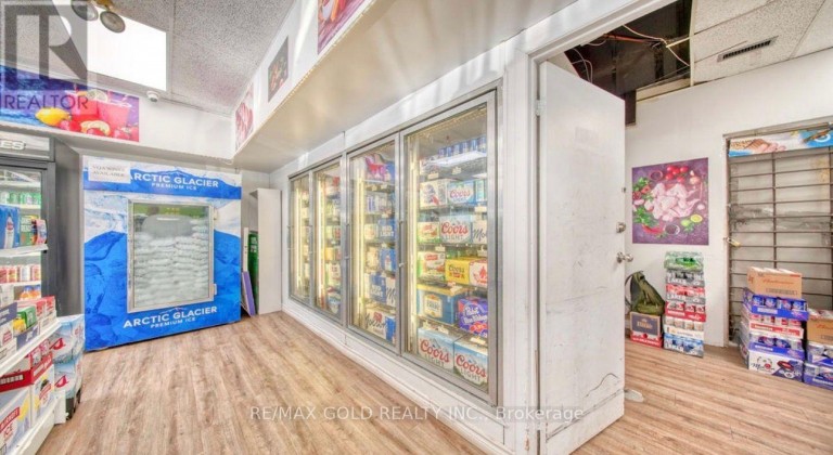 104 - 707 KENNEDY ROAD, Toronto (Kennedy Park), Ontario, M1K2C1