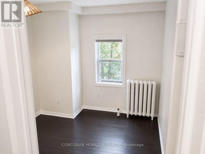 20407 LESLIE STREET, East Gwillimbury (Queensville), Ontario, L0G1R0