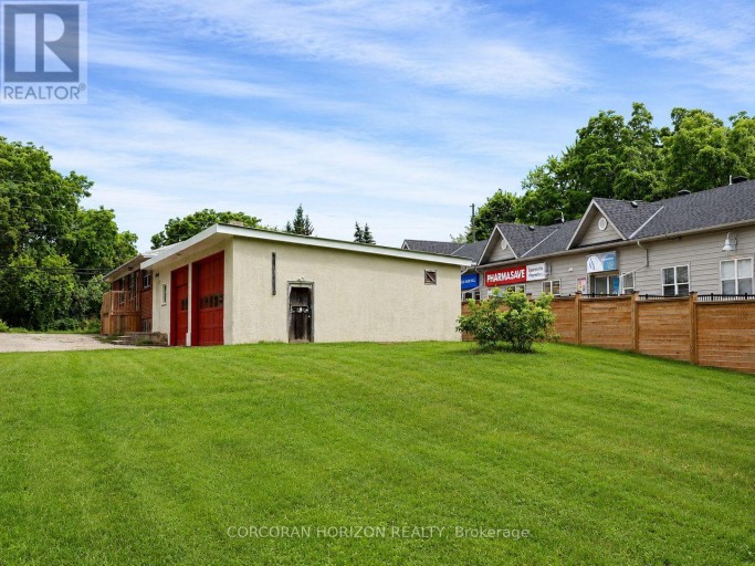 20407 LESLIE STREET, East Gwillimbury (Queensville), Ontario, L0G1R0
