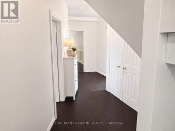20407 LESLIE STREET East Gwillimbury (Queensville) Ontario photo 6