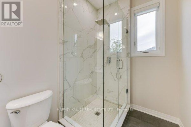2 - 165 SPALDING ROAD, Toronto (Downsview-Roding-CFB), Ontario, M3K1K3
