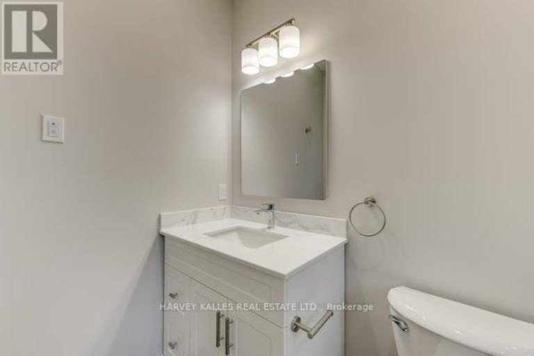2 - 165 SPALDING ROAD, Toronto (Downsview-Roding-CFB), Ontario, M3K1K3