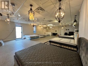 SHOWROOM - 551 YORK STREET London East (East K) Ontario photo 1