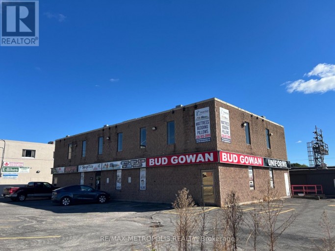 SHOWROOM - 551 YORK STREET, London East (East K), Ontario, N6B1R6