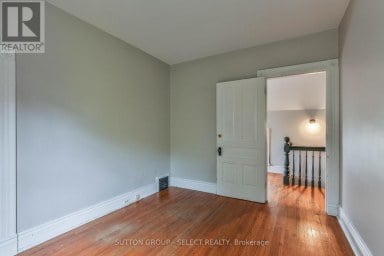 123 MILL STREET London East (East F) Ontario photo 25