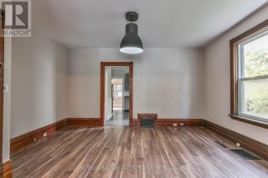123 MILL STREET London East (East F) Ontario photo 7