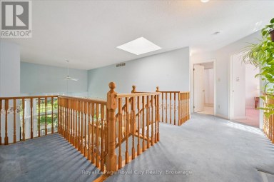 539 HARVEY STREET Centre Wellington (Fergus) Ontario photo 24