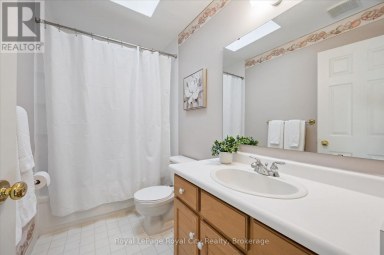 539 HARVEY STREET Centre Wellington (Fergus) Ontario photo 30