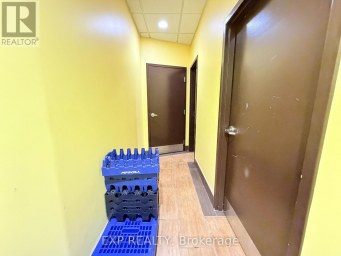 720 SPADINA AVENUE Toronto (University) Ontario photo 27
