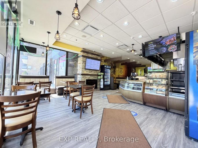 720 SPADINA AVENUE, Toronto (University), Ontario, M5S2T9