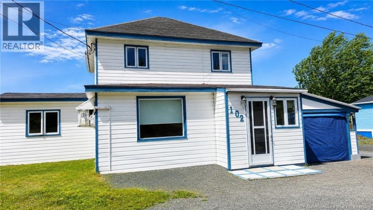 102 Rue de la Gare, Pointe-Verte, New Brunswick, E8J2Z1