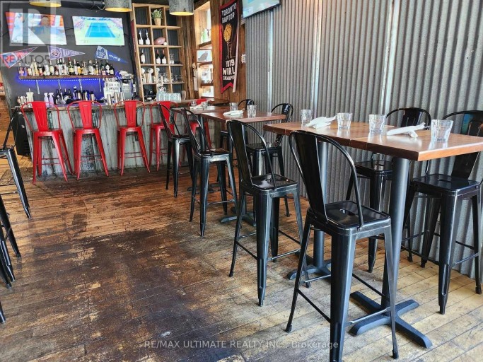 1627 DUPONT STREET, Toronto (Dovercourt-Wallace Emerson-Junction), Ontario, M6P3S8