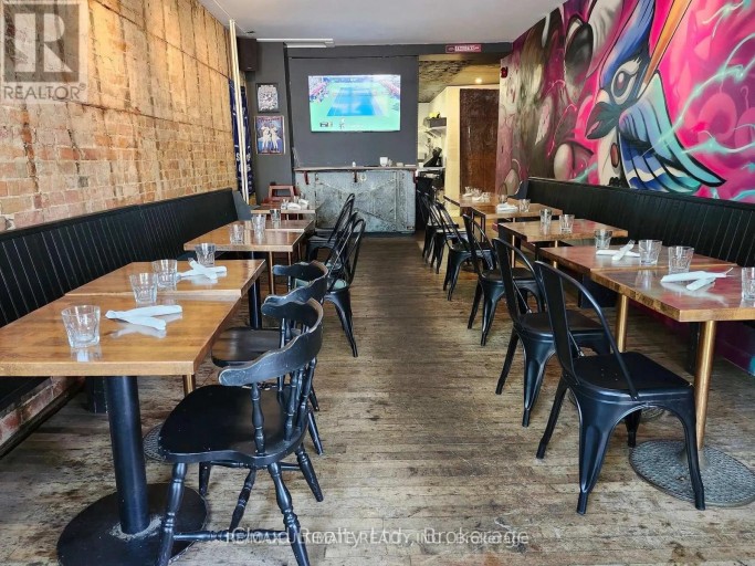 1627 DUPONT STREET, Toronto (Dovercourt-Wallace Emerson-Junction), Ontario, M6P3S8