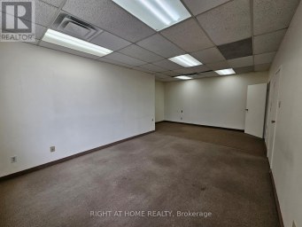 #2-4 - 1646 VICTORIA PARK AVENUE Toronto (Victoria Village) Ontario photo 9