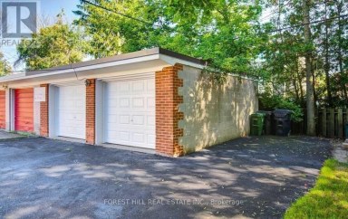 LOWER - 19 CHARLEMAGNE DRIVE Toronto (Willowdale East) Ontario photo 2