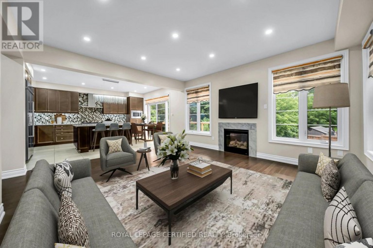 18 VINEYARD DRIVE, Brampton (Bram West), Ontario, L6Y2A5