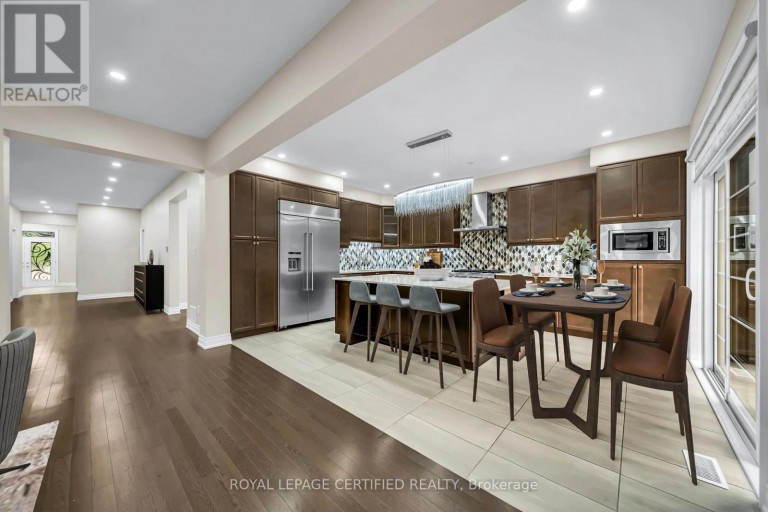 18 VINEYARD DRIVE, Brampton (Bram West), Ontario, L6Y2A5