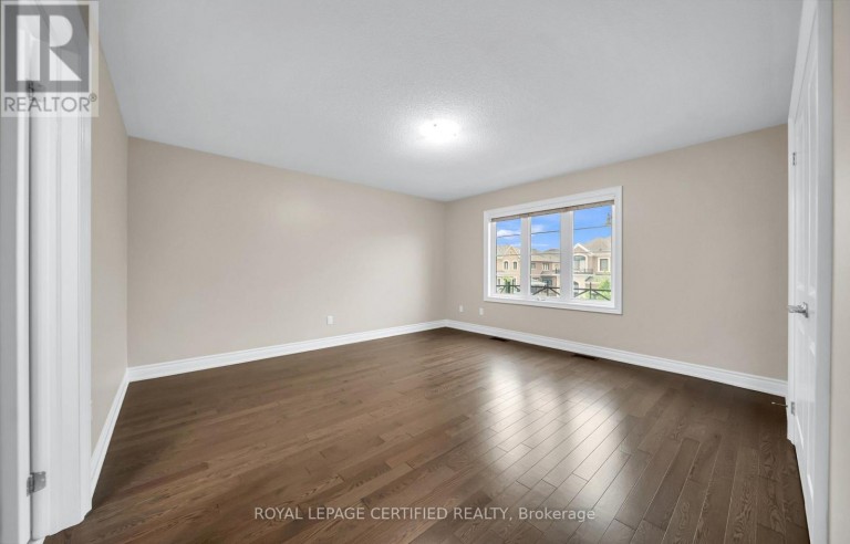 18 VINEYARD DRIVE, Brampton (Bram West), Ontario, L6Y2A5