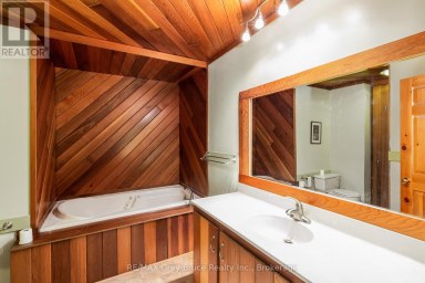 479 DYERS BAY ROAD Northern Bruce Peninsula Ontario photo 27