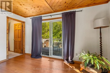 479 DYERS BAY ROAD Northern Bruce Peninsula Ontario photo 28