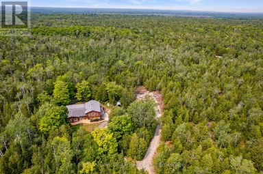 479 DYERS BAY ROAD Northern Bruce Peninsula Ontario photo 3