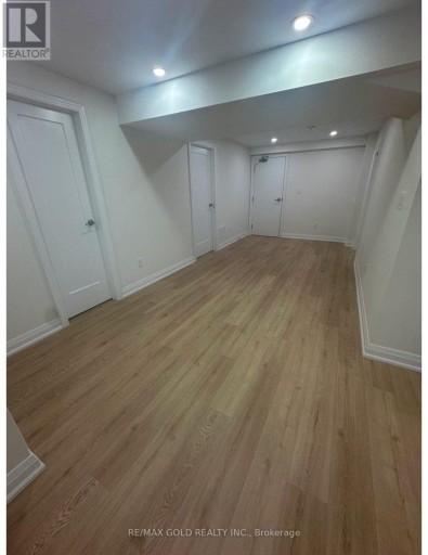 LOWER LEVEL - 18 HULLEN CRESCENT, Toronto (West Humber-Clairville), Ontario, M9W7C1