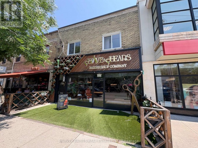 A - 1611 BAYVIEW AVENUE, Toronto (Leaside), Ontario, M4G3B5