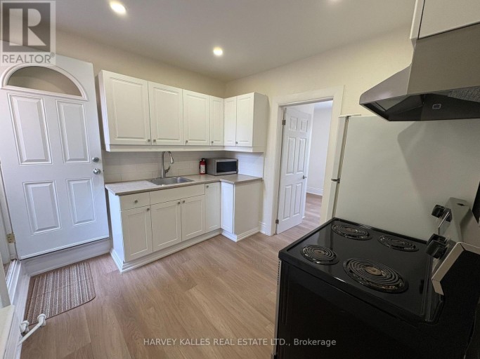 A - 1611 BAYVIEW AVENUE, Toronto (Leaside), Ontario, M4G3B5