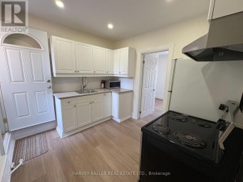 A - 1611 BAYVIEW AVENUE Toronto (Leaside) Ontario photo 3