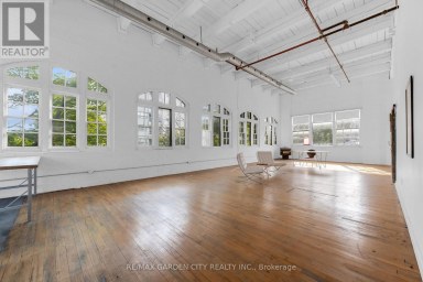 LOFT - 468 CUMBERLAND AVENUE Hamilton (Blakeley) Ontario photo 6
