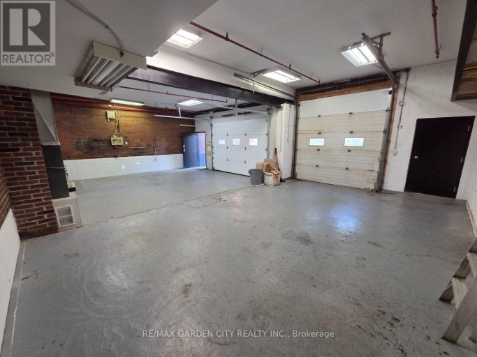 1 - 468 CUMBERLAND AVENUE, Hamilton (Blakeley), Ontario, L8M3M5