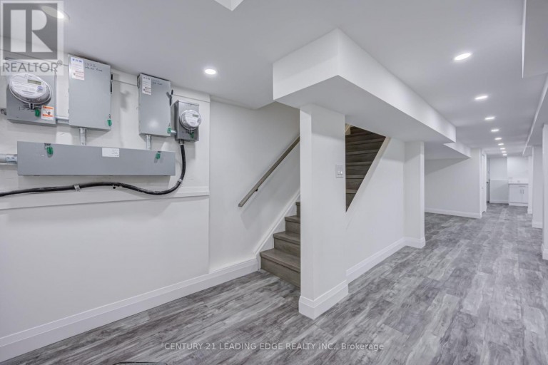MAIN/BASEMENT - 1375 BATHURST STREET, Toronto (Casa Loma), Ontario, M5R3H8