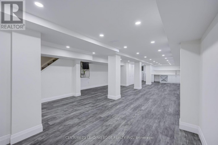 MAIN/BASEMENT - 1375 BATHURST STREET, Toronto (Casa Loma), Ontario, M5R3H8