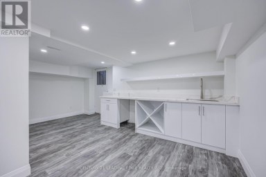 MAIN/BASEMENT - 1375 BATHURST STREET Toronto (Casa Loma) Ontario photo 19