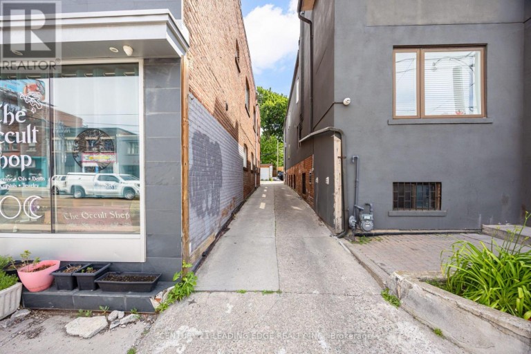 MAIN/BASEMENT - 1375 BATHURST STREET, Toronto (Casa Loma), Ontario, M5R3H8