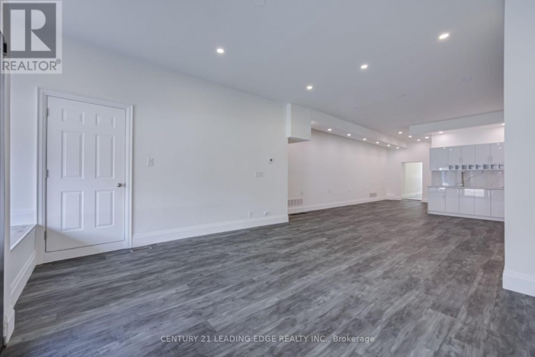 MAIN/BASEMENT - 1375 BATHURST STREET, Toronto (Casa Loma), Ontario, M5R3H8