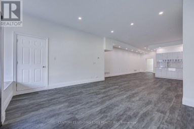 MAIN/BASEMENT - 1375 BATHURST STREET Toronto (Casa Loma) Ontario photo 4