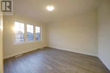 24 DURHAM AVENUE Barrie Ontario photo 13