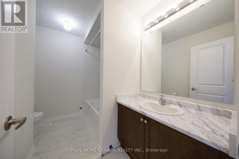 24 DURHAM AVENUE, Barrie, Ontario, L9S2Z8