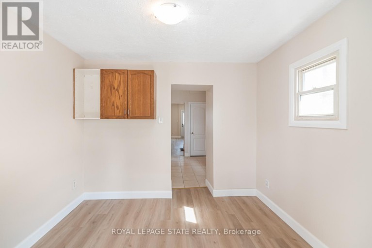 60 KEITH STREET, Hamilton (Industrial Sector), Ontario, L8L3S3