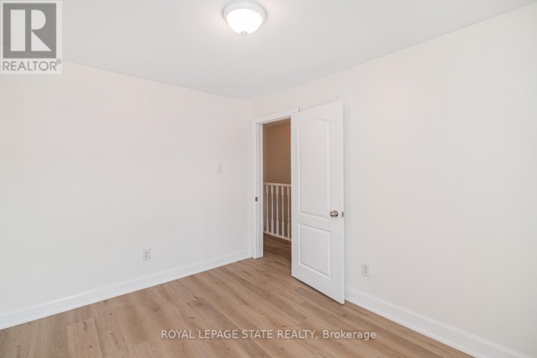 60 KEITH STREET, Hamilton (Industrial Sector), Ontario, L8L3S3