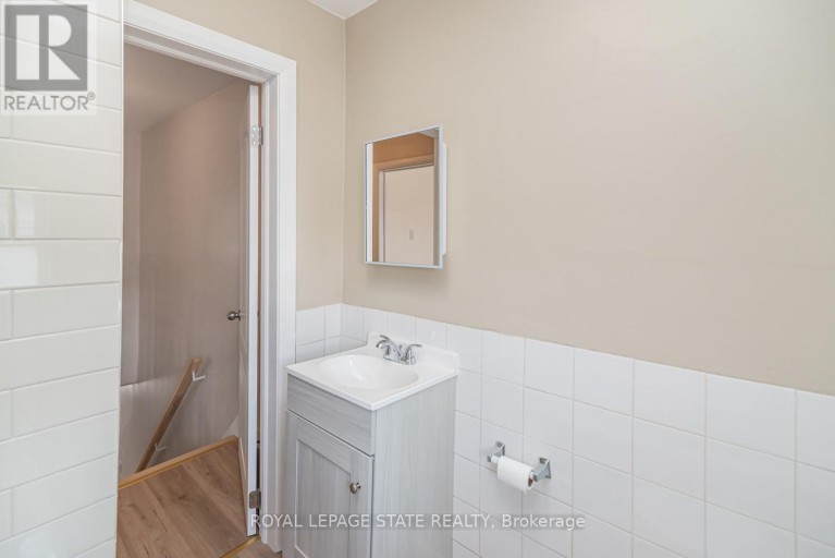 60 KEITH STREET, Hamilton (Industrial Sector), Ontario, L8L3S3