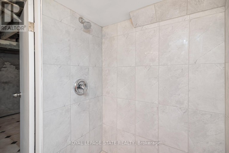 60 KEITH STREET, Hamilton (Industrial Sector), Ontario, L8L3S3