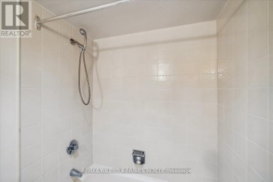 511 - 225 BAMBURGH CIRCLE Toronto (Steeles) Ontario photo 18