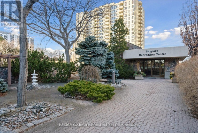 511 - 225 BAMBURGH CIRCLE, Toronto (Steeles), Ontario, M1W3X9