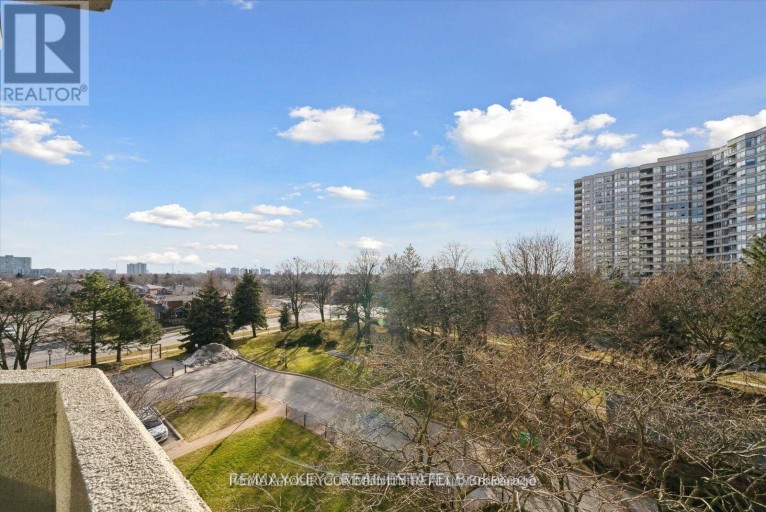 511 - 225 BAMBURGH CIRCLE, Toronto (Steeles), Ontario, M1W3X9