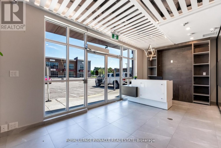 5-C - 233 SPEERS ROAD, Oakville (QE Queen Elizabeth), Ontario, L6K0J5