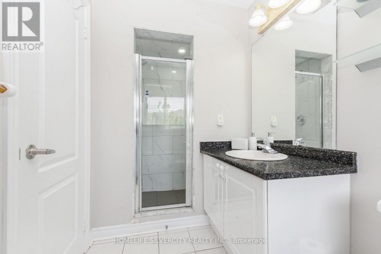 6 ARIA LANE, Brampton (Bramalea North Industrial), Ontario, L6S6J5