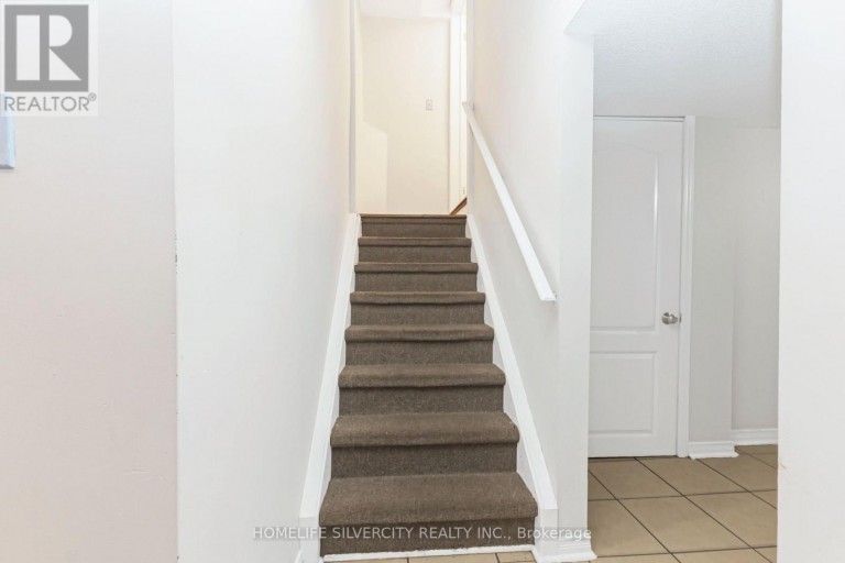 6 ARIA LANE, Brampton (Bramalea North Industrial), Ontario, L6S6J5