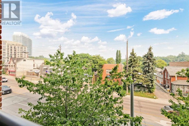 307 - 25 EARLINGTON AVENUE, Toronto (Kingsway South), Ontario, M8X3A3